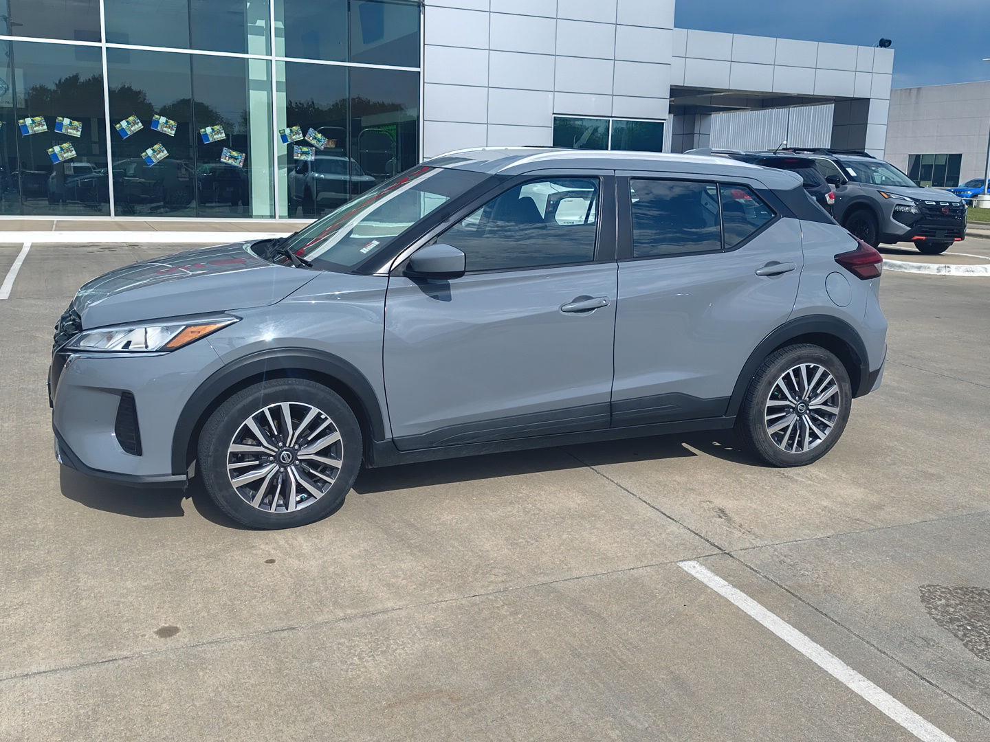 2021 Nissan Kicks 1.6 SV's photo