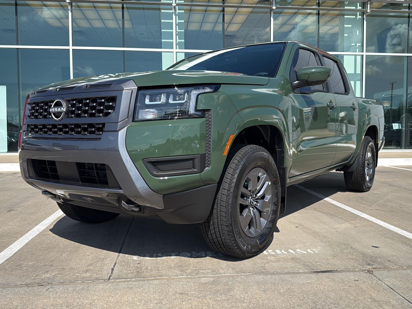 2026 Nissan Frontier SV Crew Cab 4X4 SWB's photo