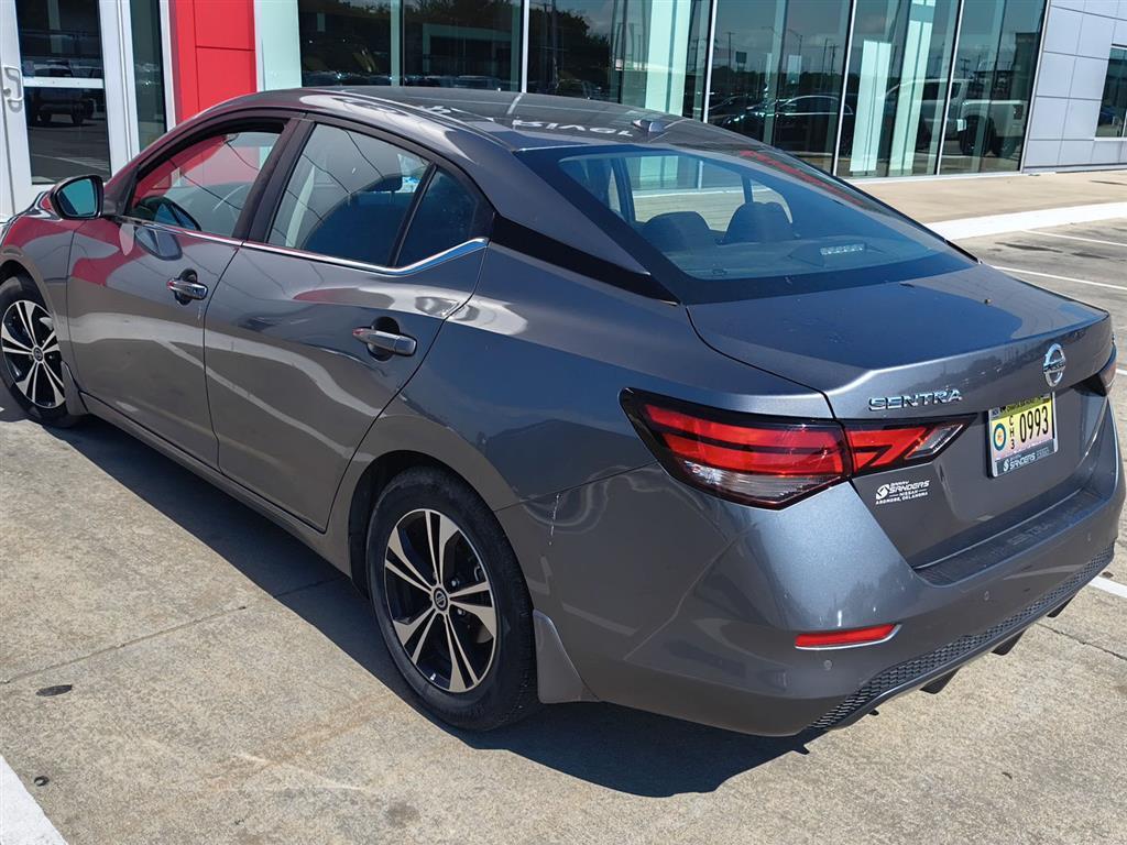 2022 Nissan Sentra SV CVT's photo