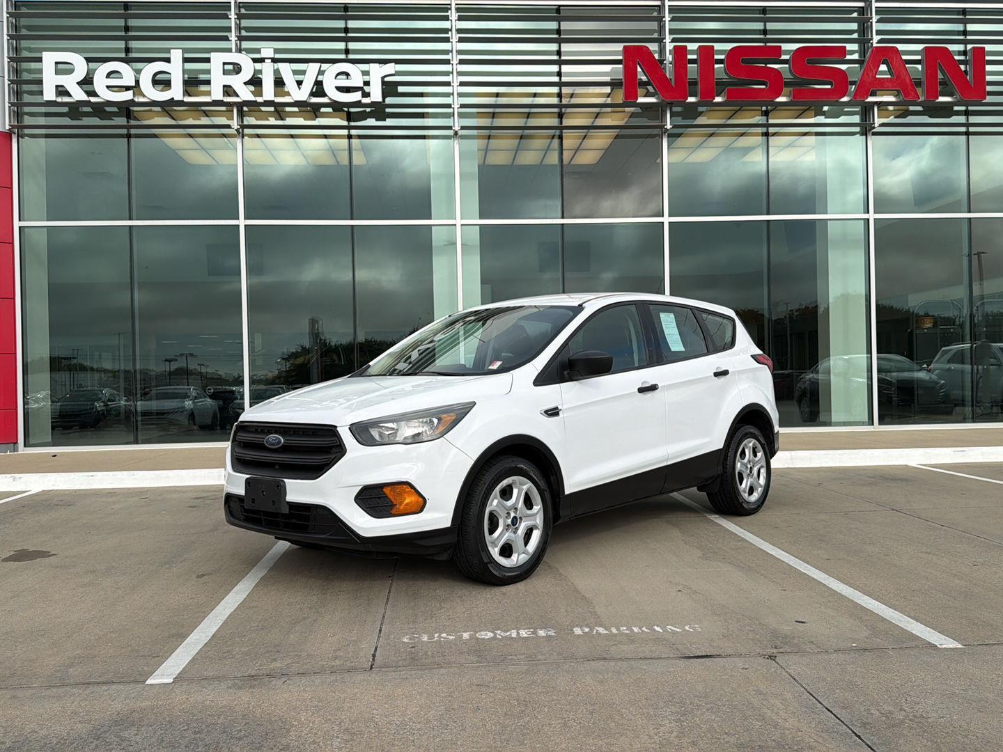 Oxford White 2019 Ford Escape SUV / Crossover Front-Wheel Drive 6-Speed Automatic