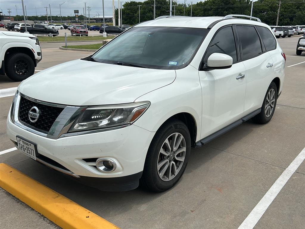 Glacier White 2016 Nissan Pathfinder SUV / Crossover Front-Wheel Drive Continuously Variable Transmission