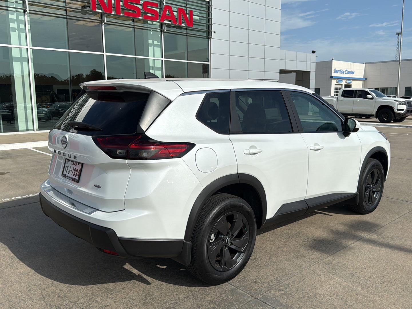 2026 Nissan Rogue SV AWD's photo