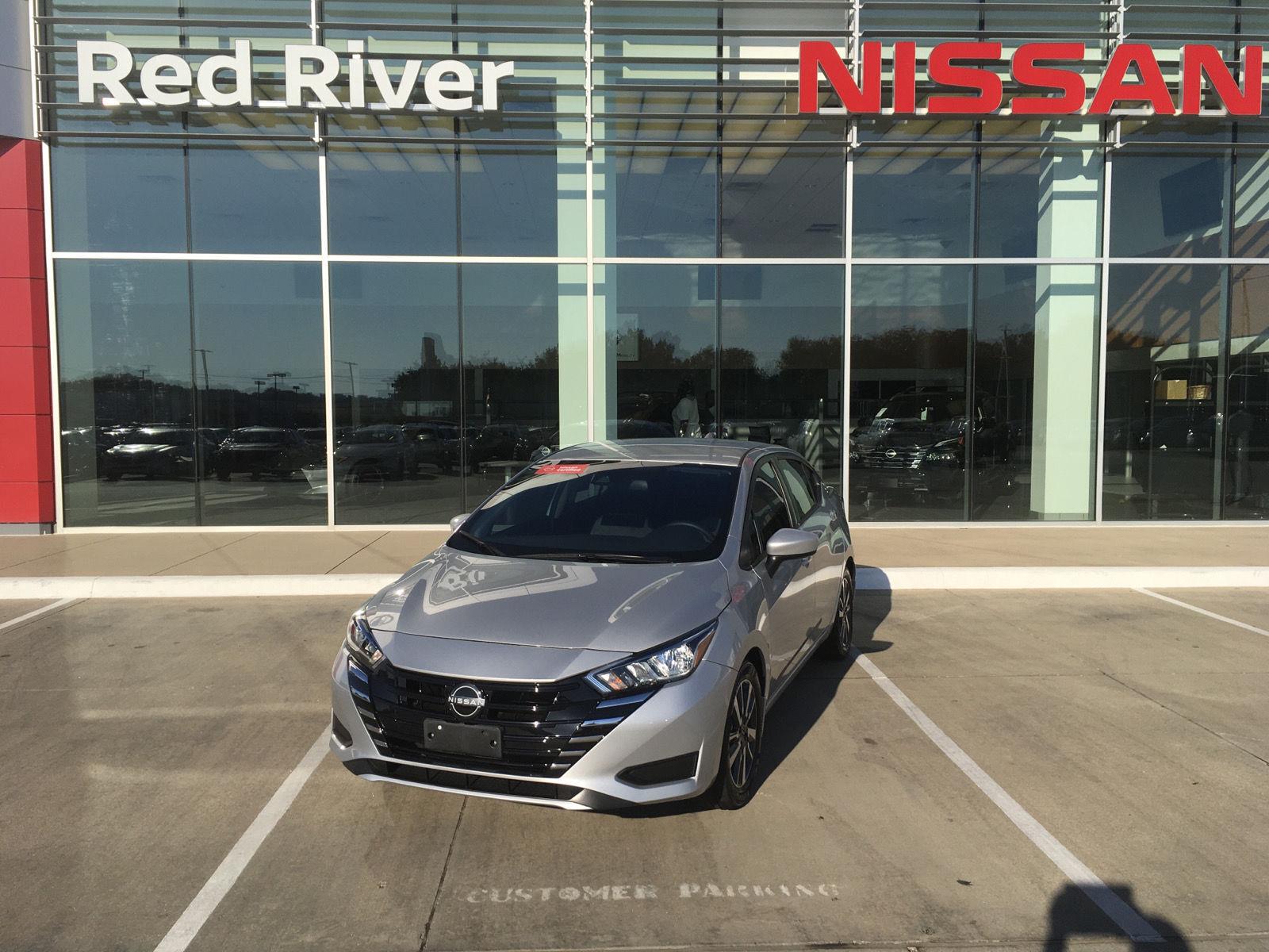 2024 Nissan Versa SV FWD