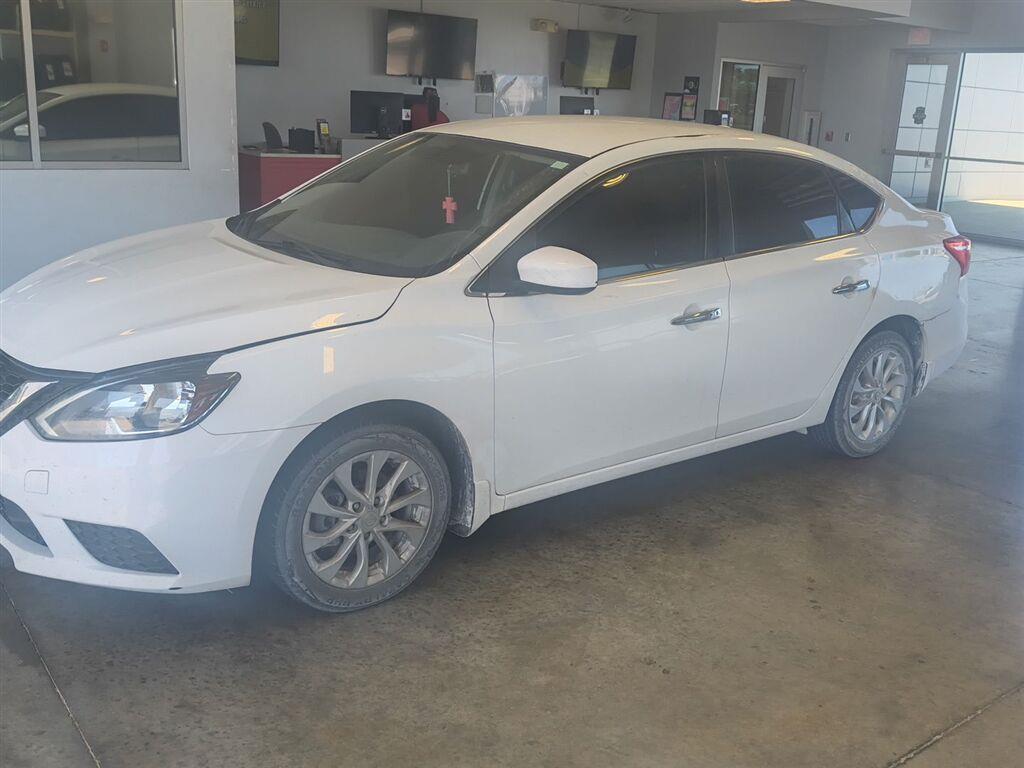  2018 Nissan Sentra SV FWD   