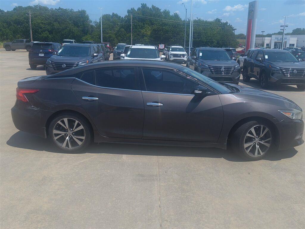 2016 Nissan Maxima SV