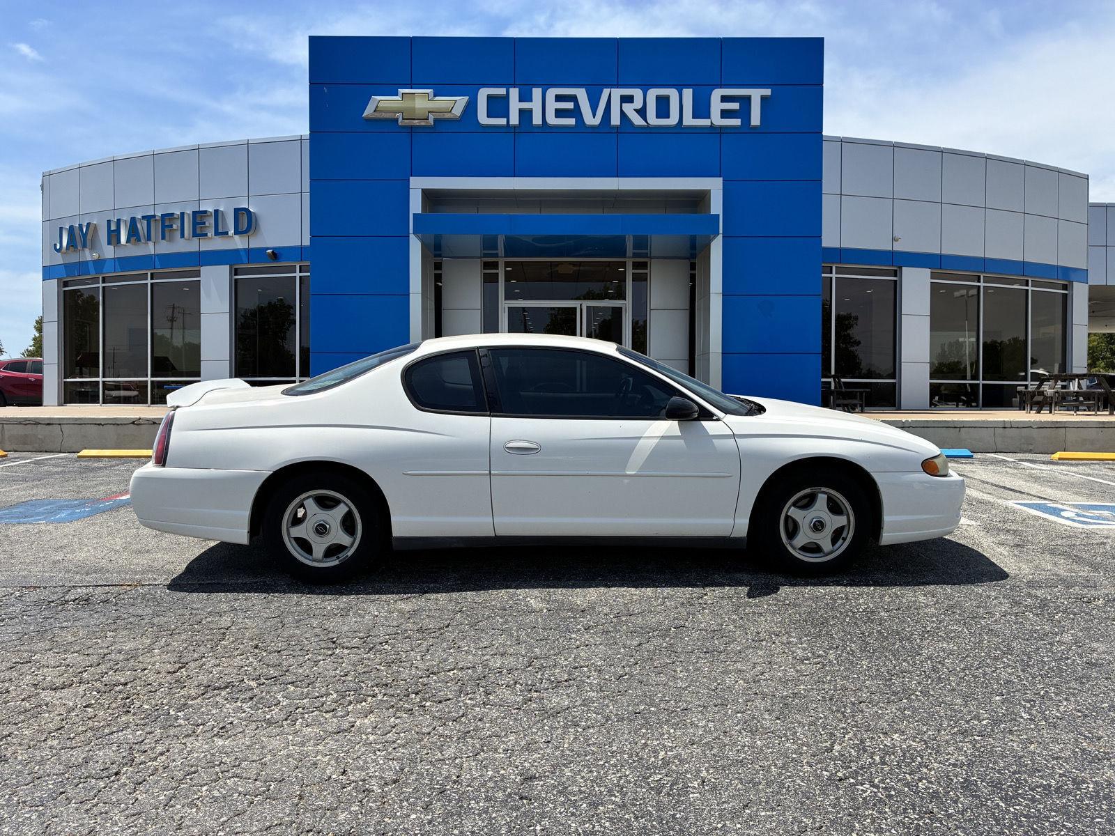 White 2004 Chevrolet Monte Carlo Coupe Front-Wheel Drive 4-Speed Automatic Overdrive