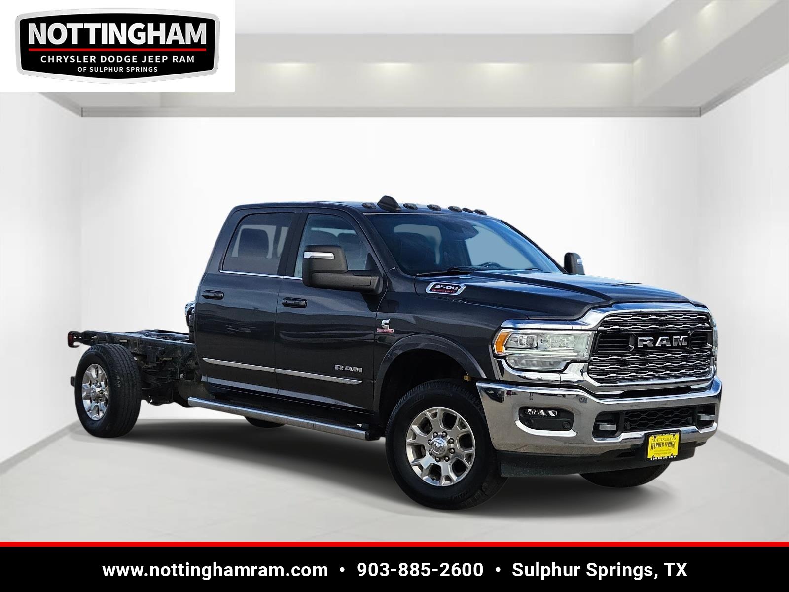 2023 RAM 3500 Chassis Limited Crew Cab LB 4WD