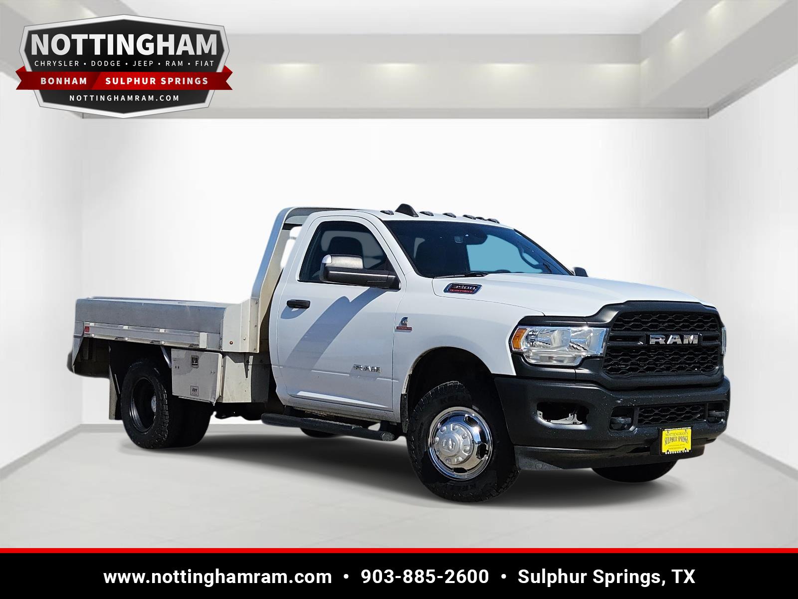 Bright White Clearcoat 2022 RAM 3500 Chassis Tradesman Regular Cab DRW 4WD Pickup Truck Four-Wheel Drive 6-Speed Automatic