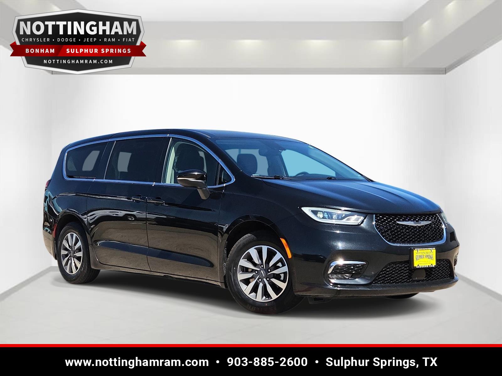 2023 Chrysler Pacifica Hybrid Touring L FWD