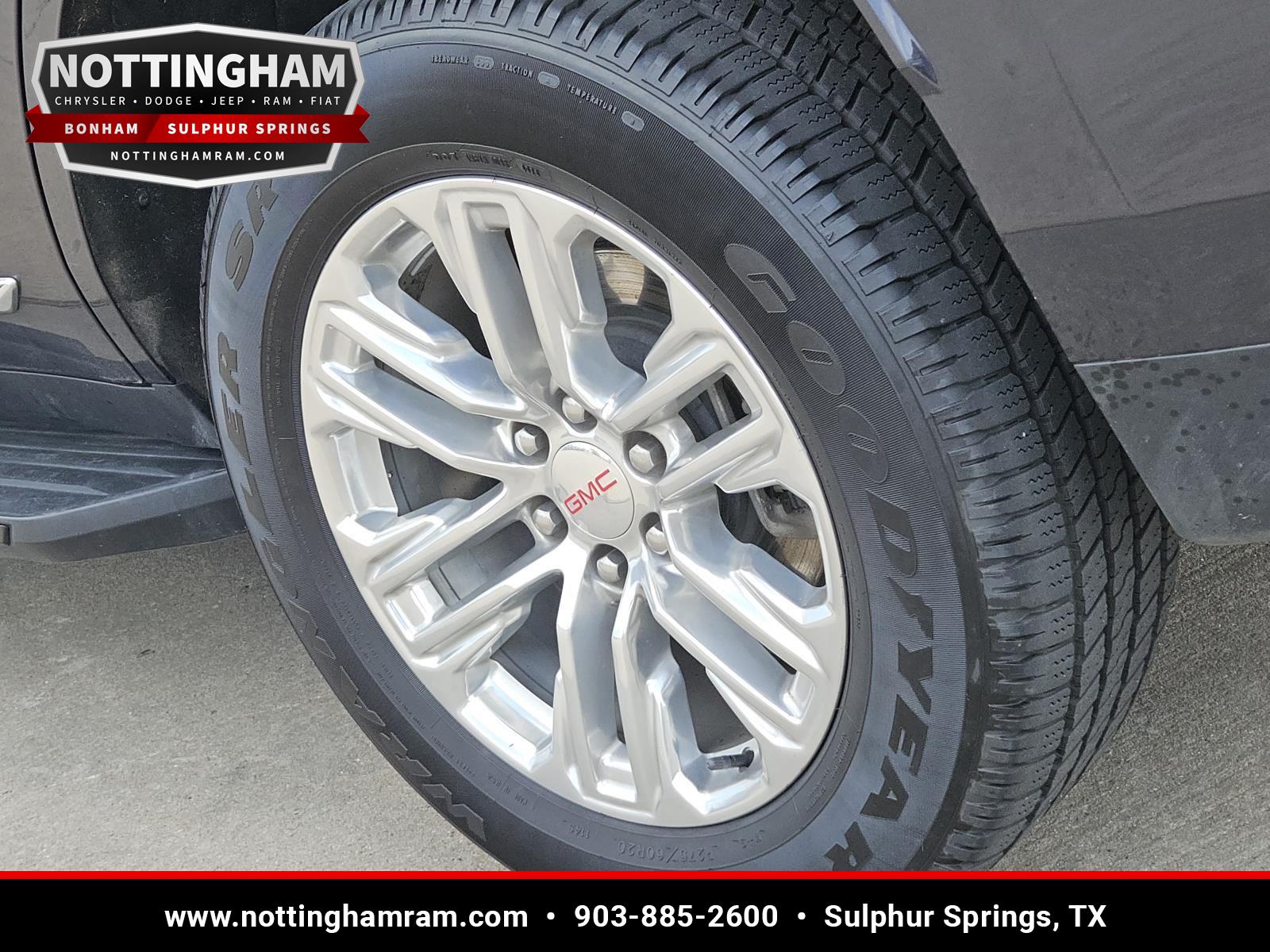 View vehicle photo 7