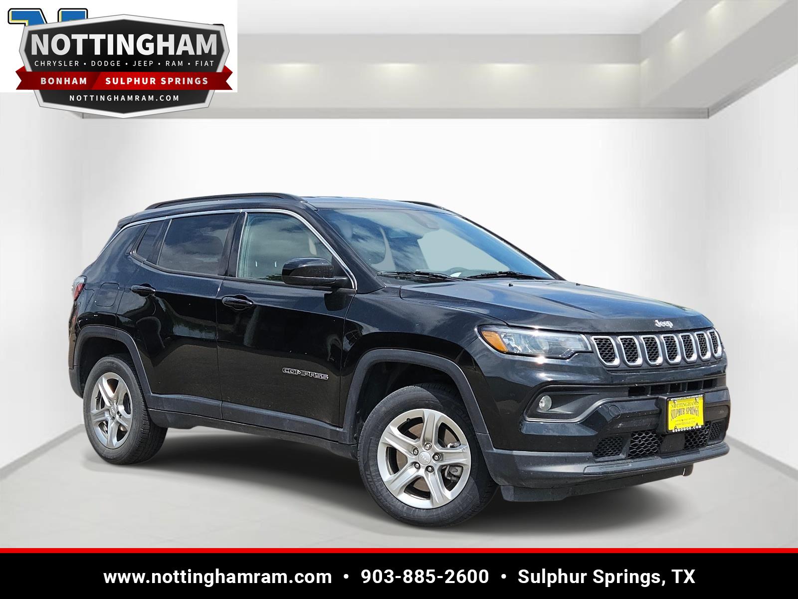 Diamond Black Crystal Pearlcoat 2024 Jeep Compass Latitude 4WD SUV / Crossover Four-Wheel Drive 8-Speed Automatic