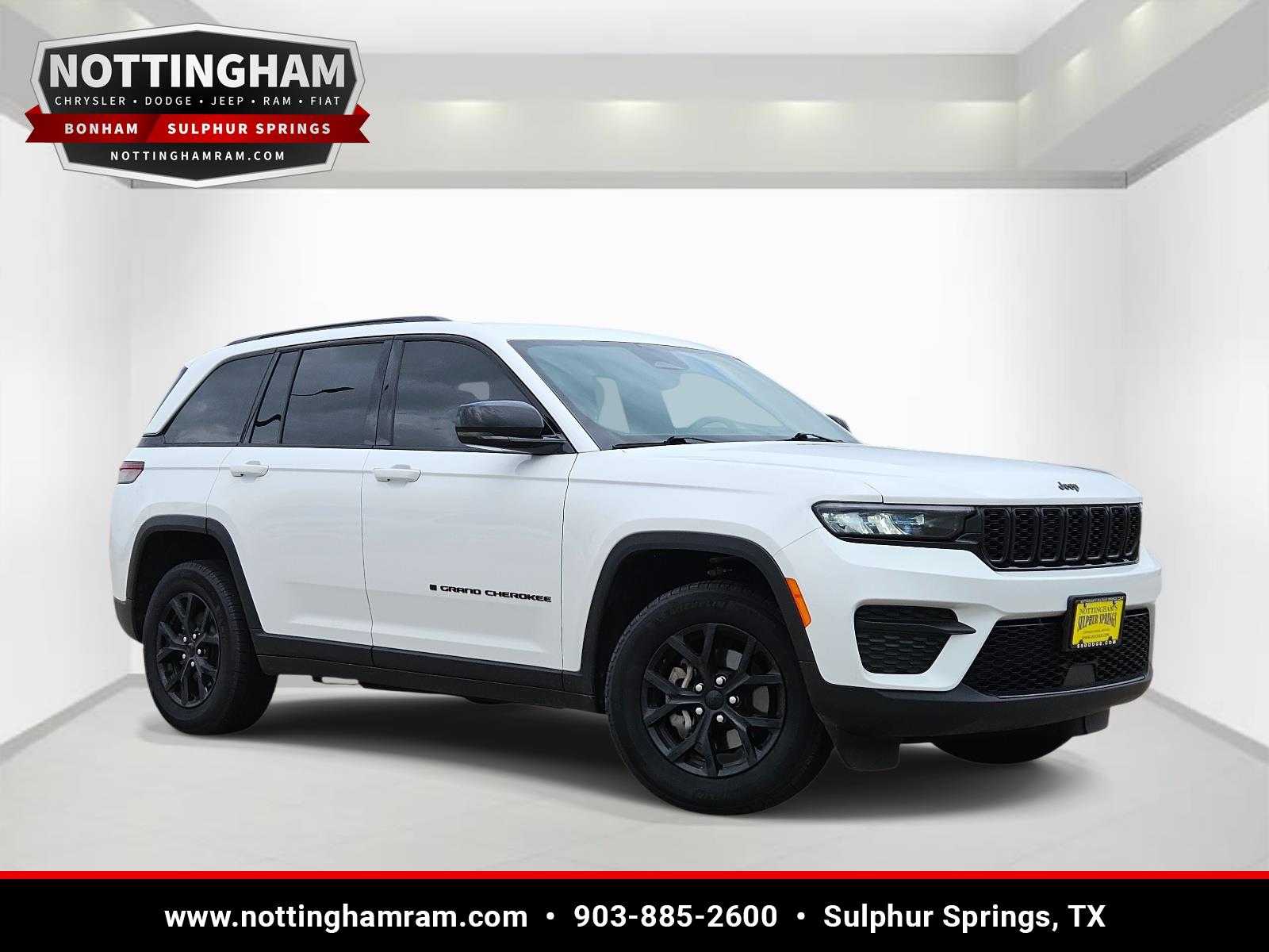 2025 Jeep Grand Cherokee Altitude RWD