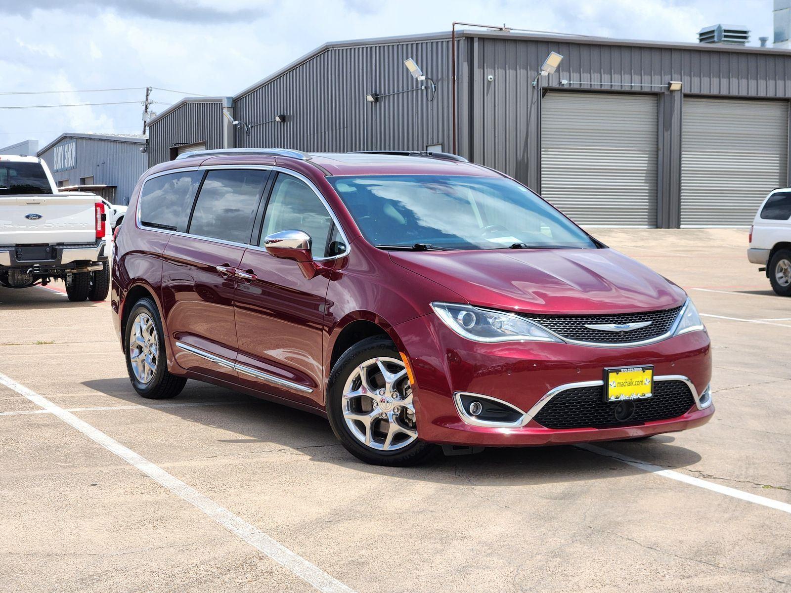 Velvet Red Pearlcoat 2020 Chrysler Pacifica Minivan Front-Wheel Drive 9-Speed Automatic