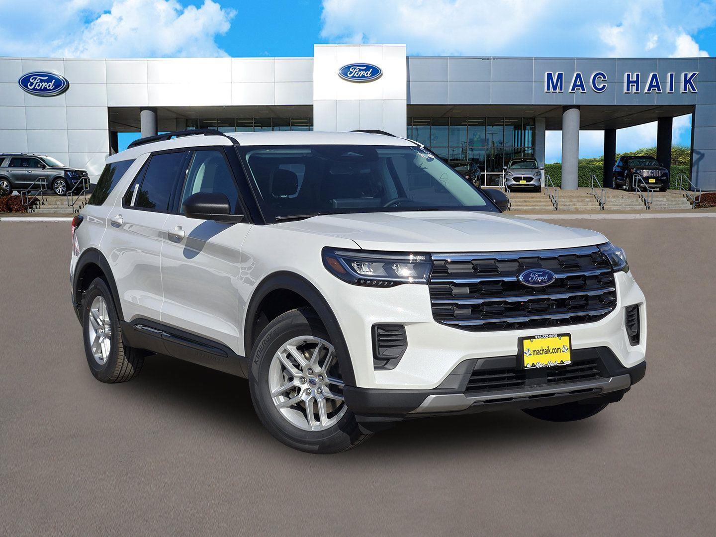 Star White Metallic Tri-Coat 2026 Ford Explorer SUV / Crossover Rear-Wheel Drive Automatic