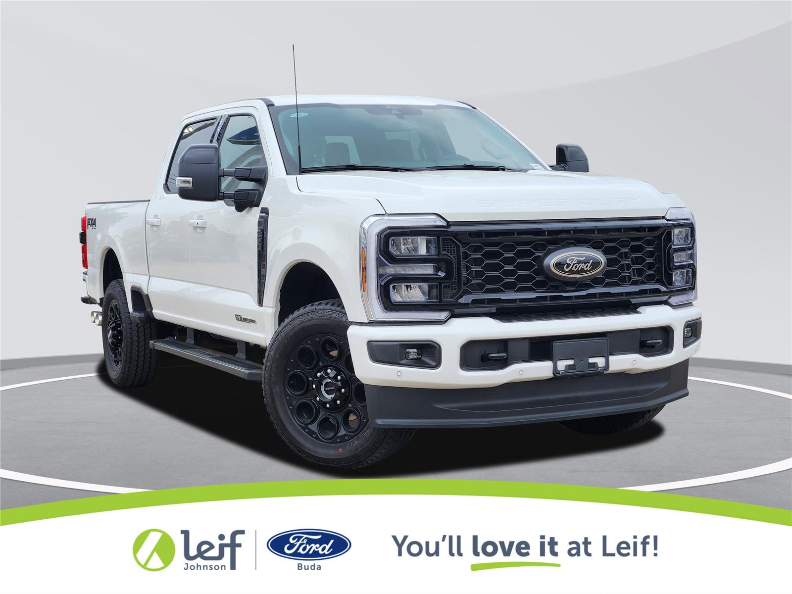 Star White Metallic Tri-Coat 2026 Ford F-250 Super Duty Pickup Truck Four-Wheel Drive Automatic