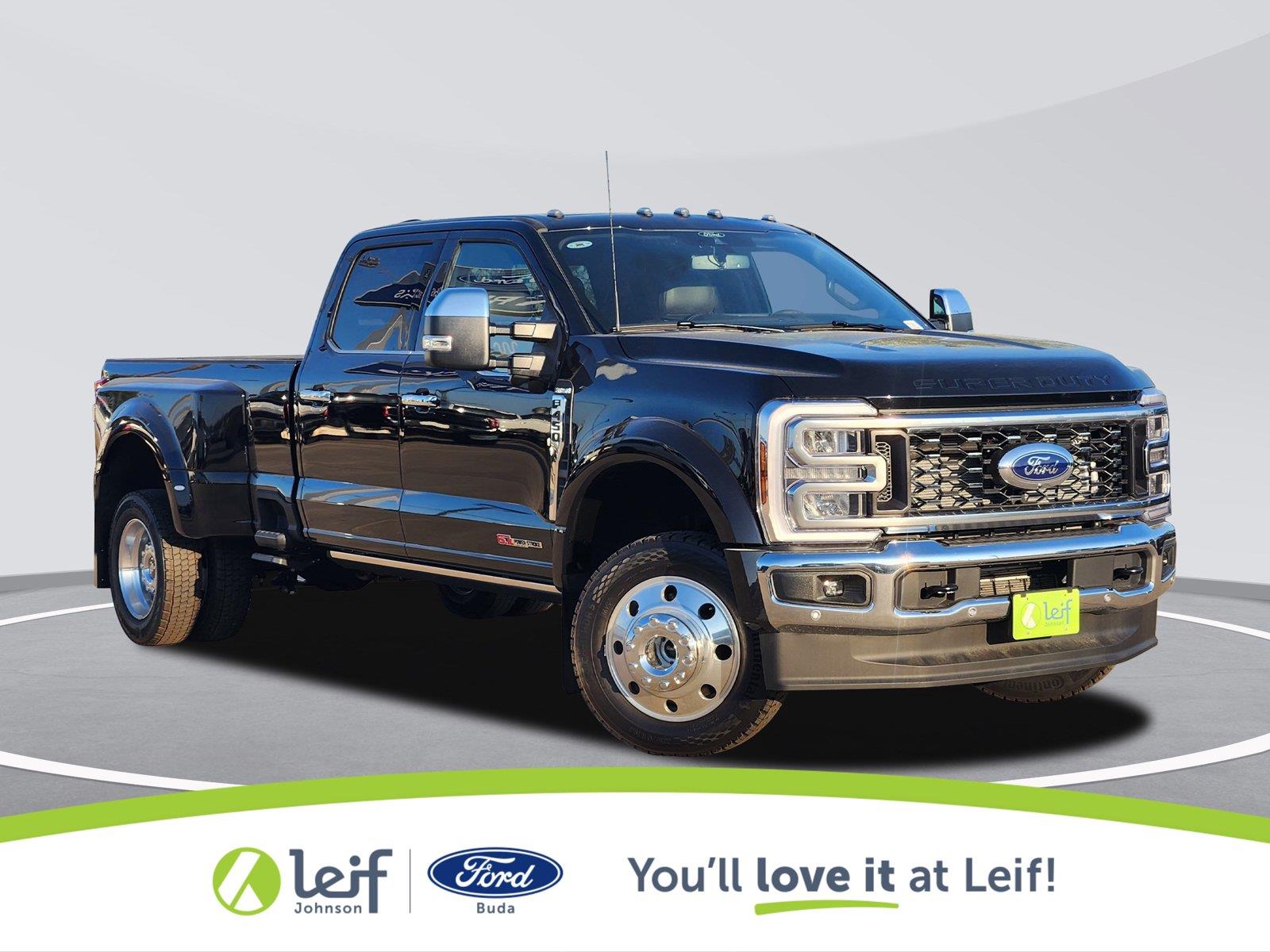 Agate Black 2026 Ford F-450 Super Duty Pickup Truck Four-Wheel Drive Automatic