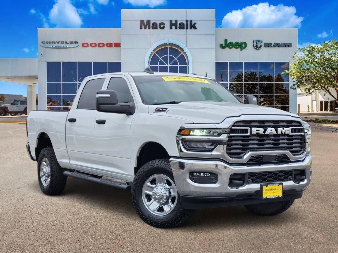 Bright White Clearcoat 2025 RAM 2500 Pickup Truck Four-Wheel Drive 8-Speed Automatic