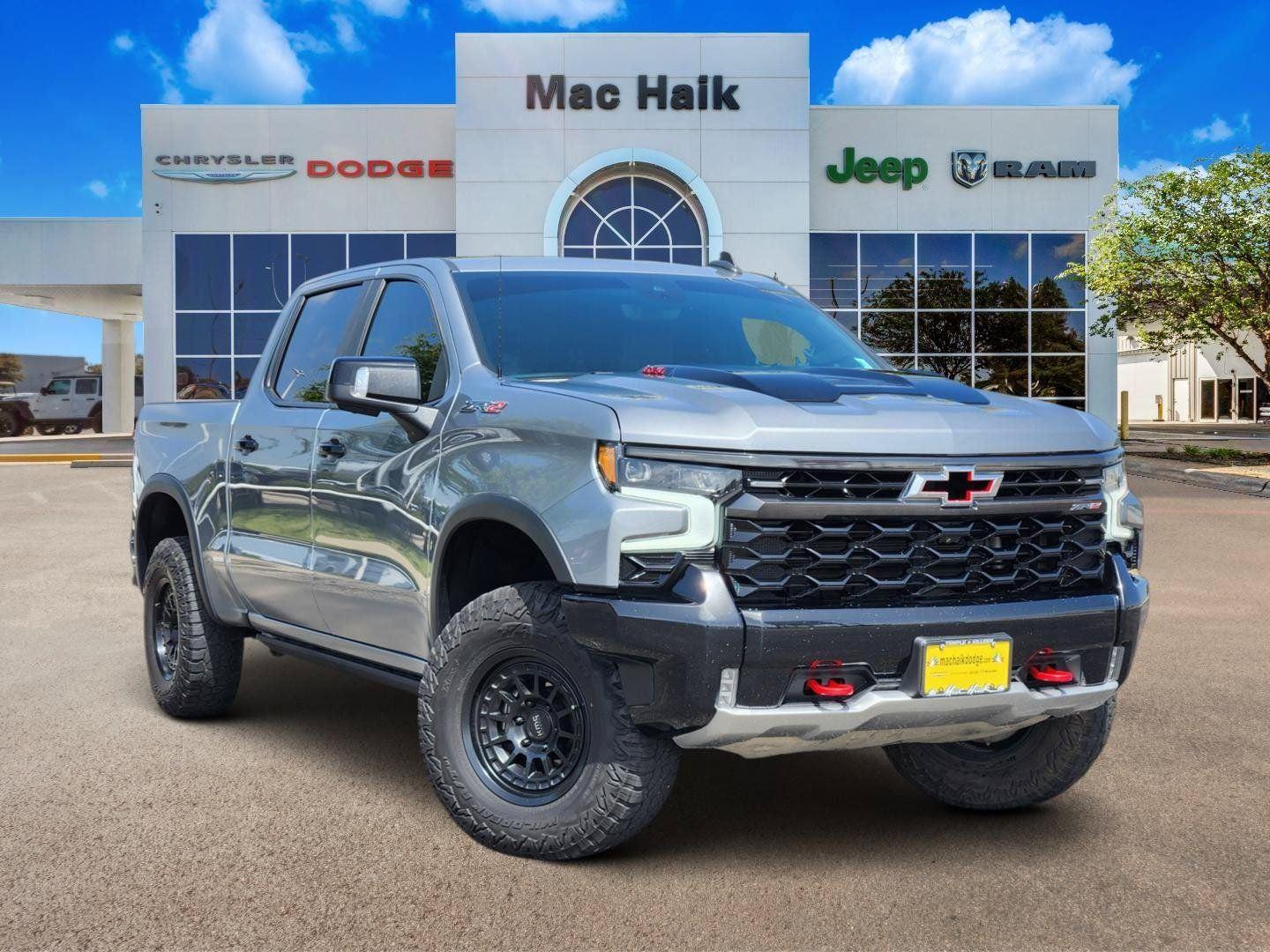 Sterling Gray Metallic 2023 Chevrolet Silverado 1500 Pickup Truck Four-Wheel Drive Automatic