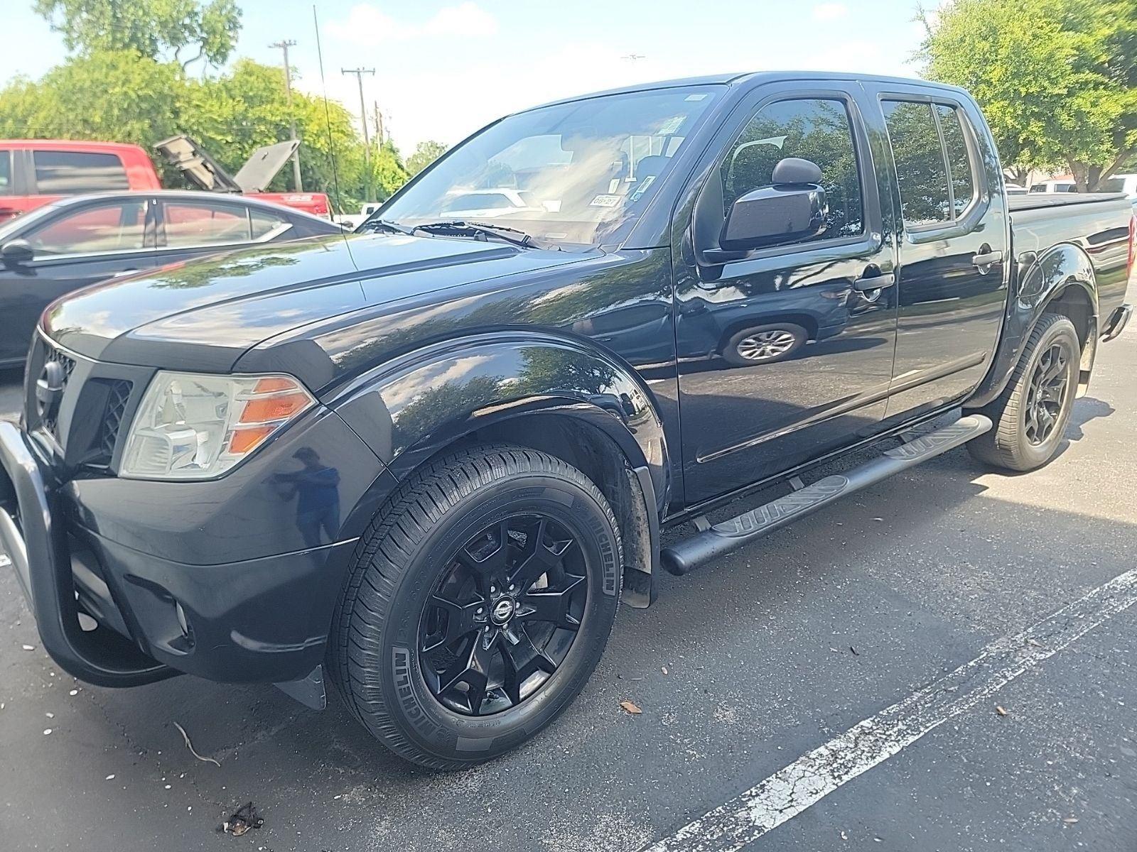 2021 Nissan Frontier SV Crew Cab 4WD
