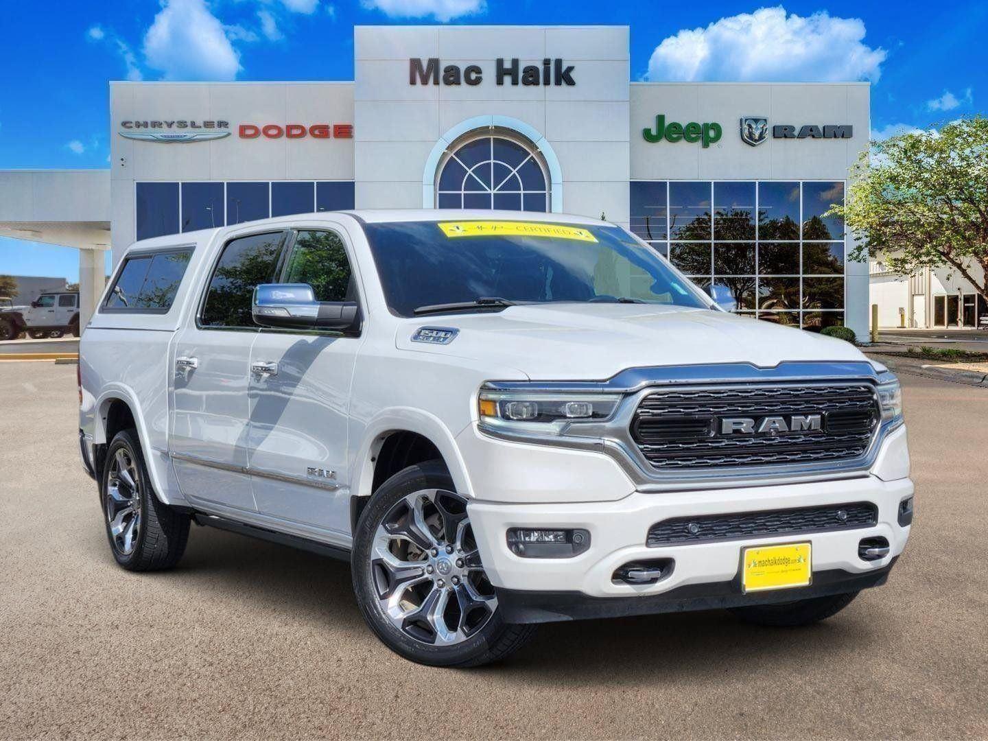 Ivory White Tri-Coat Pearlcoat 2019 RAM 1500 Pickup Truck Four-Wheel Drive 8-Speed Automatic