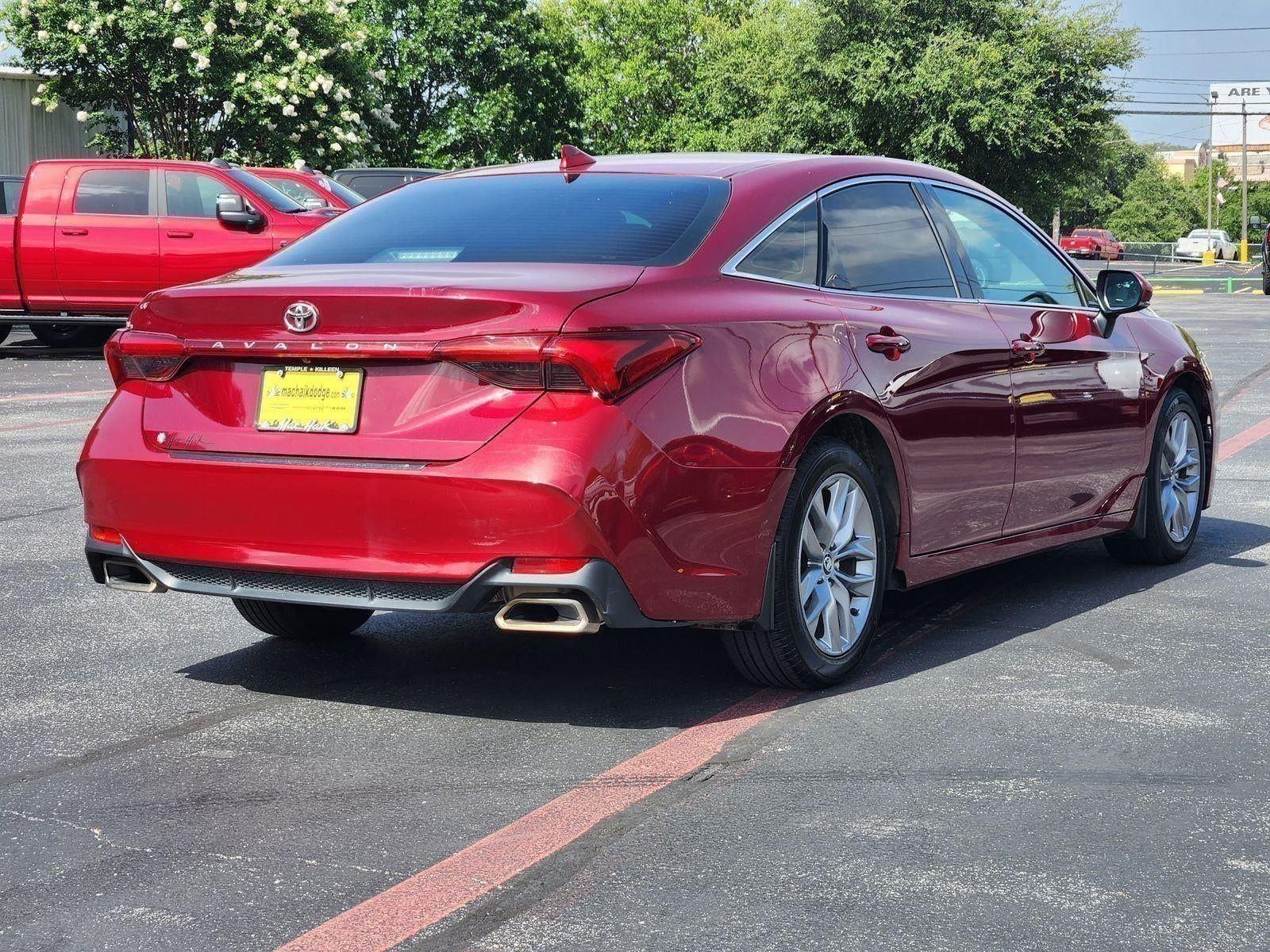 View vehicle photo 5