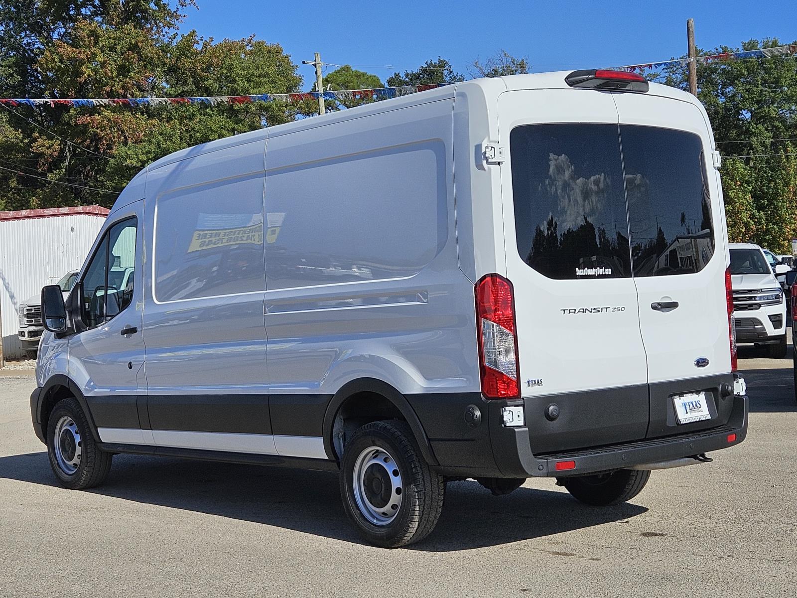 Ford Transit-250 Cargo Van