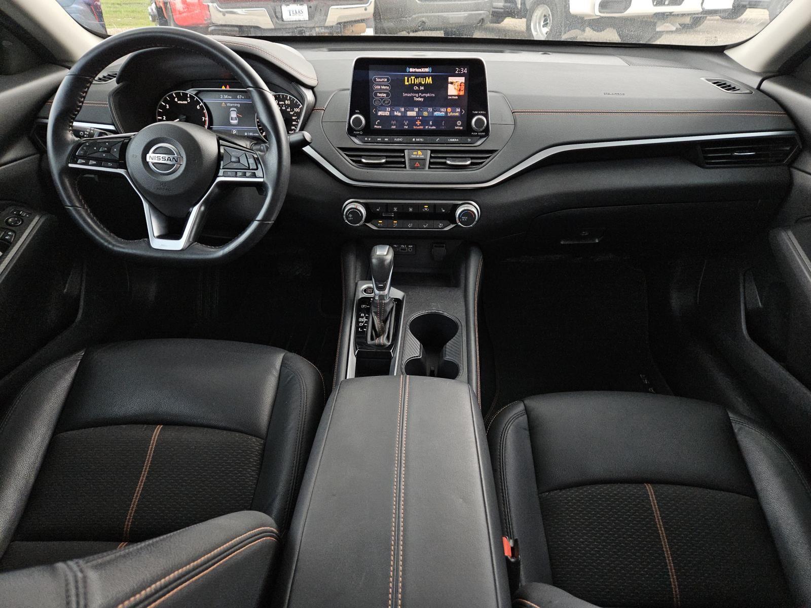 Nissan Altima