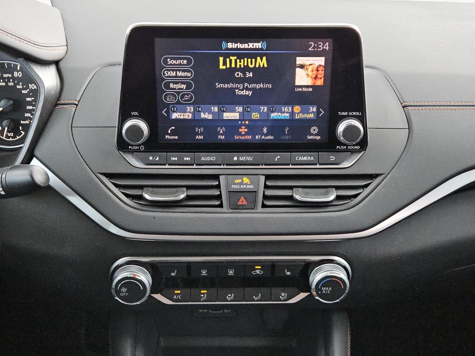 Nissan Altima