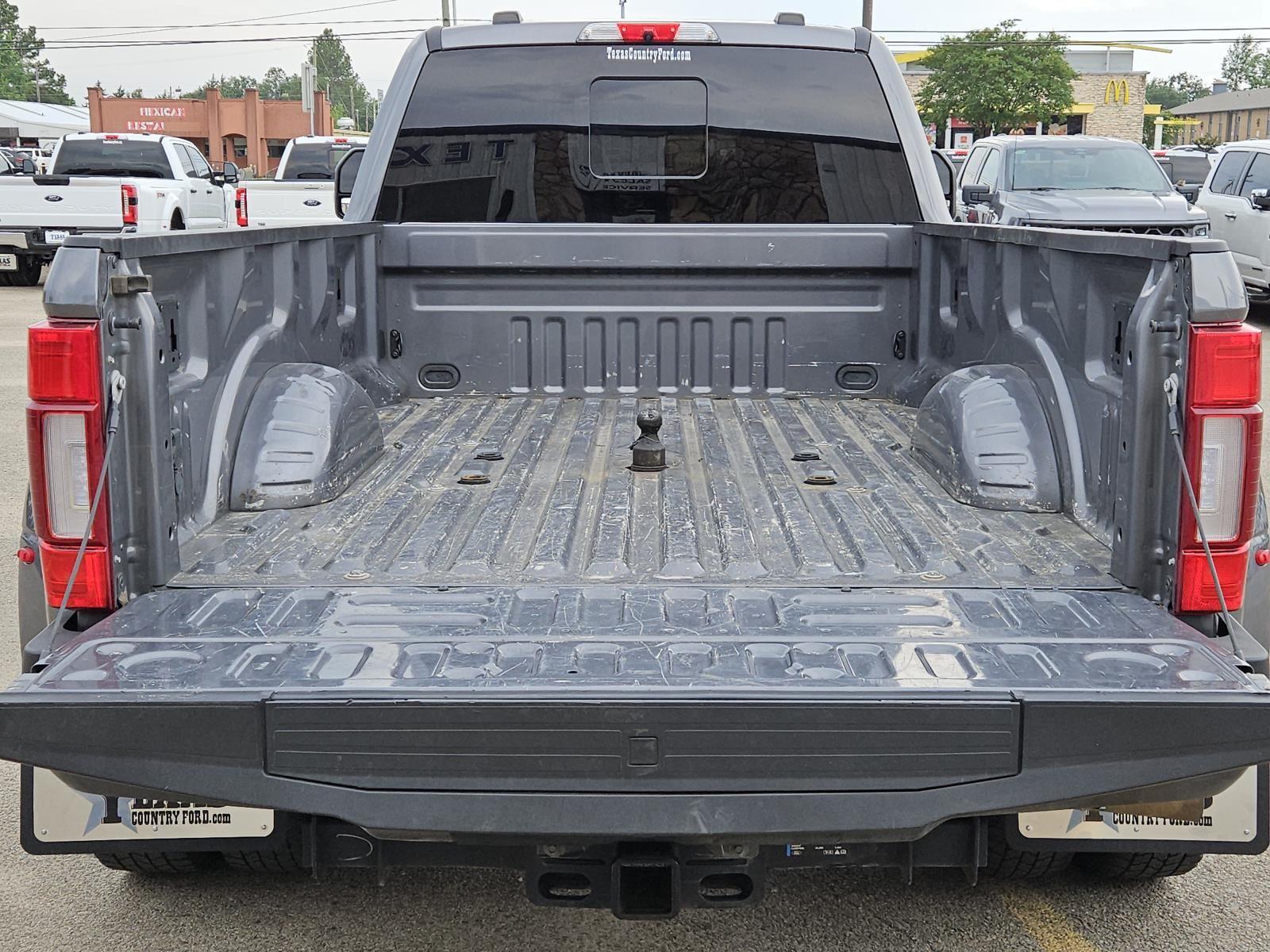 2022 Ford F-450 Super Duty Platinum - Photo 11