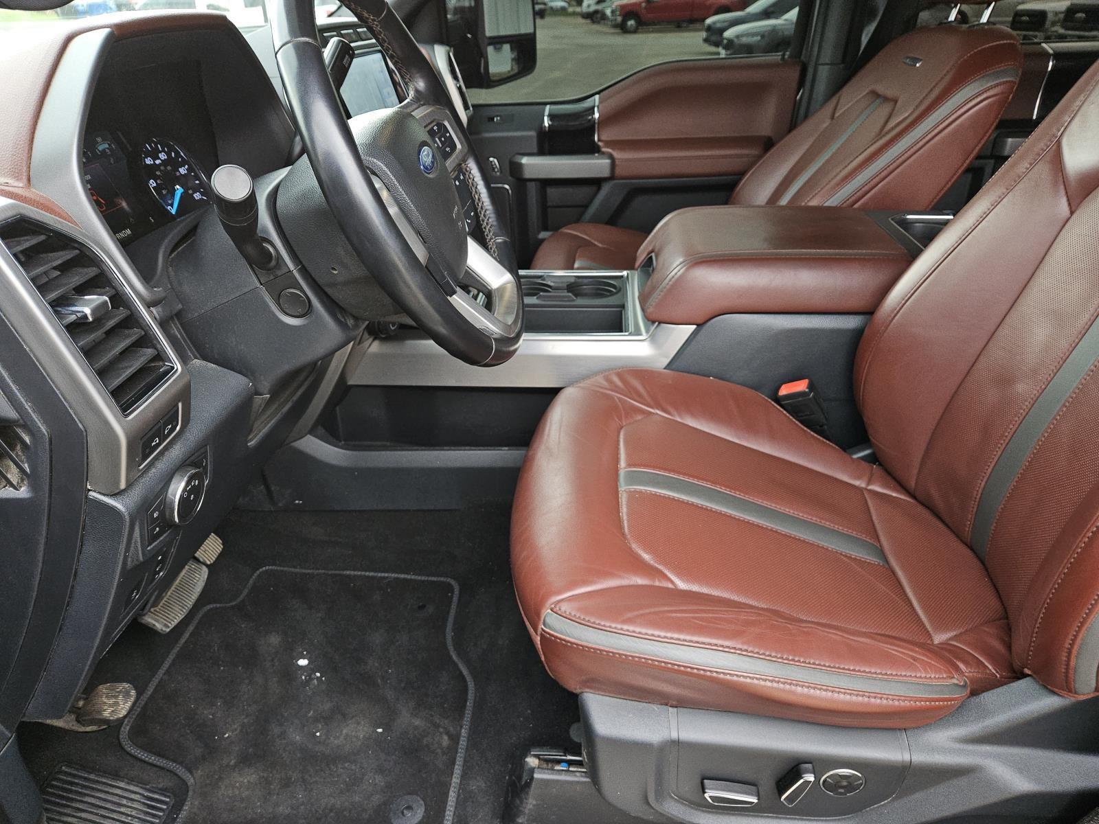 2022 Ford F-450 Super Duty Platinum - Photo 27