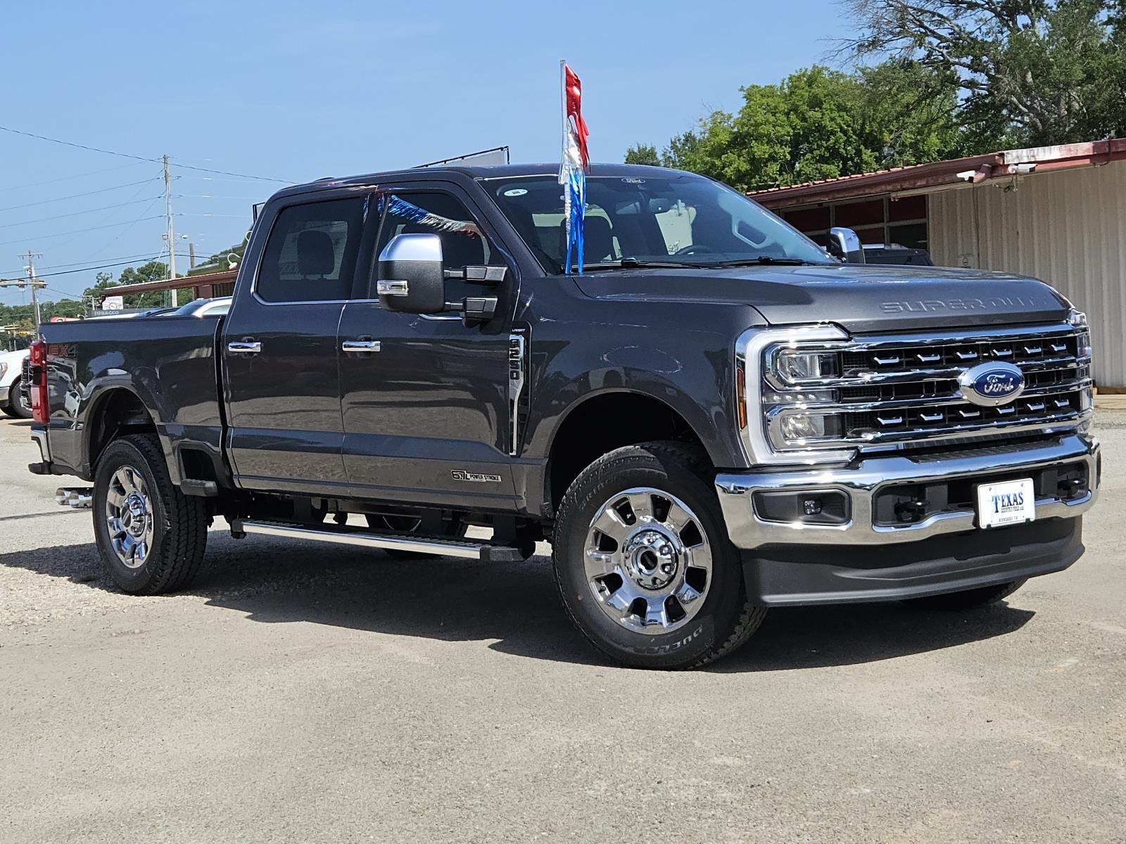 2025 Ford F-250 Lariat photo 3