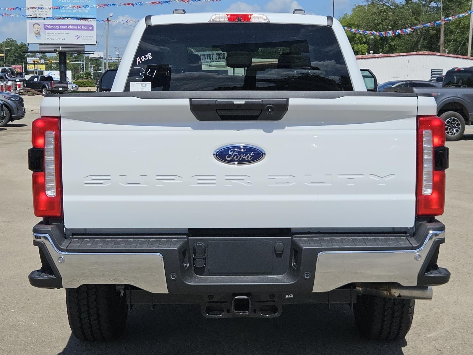 2026 Ford F-350 XL photo 4