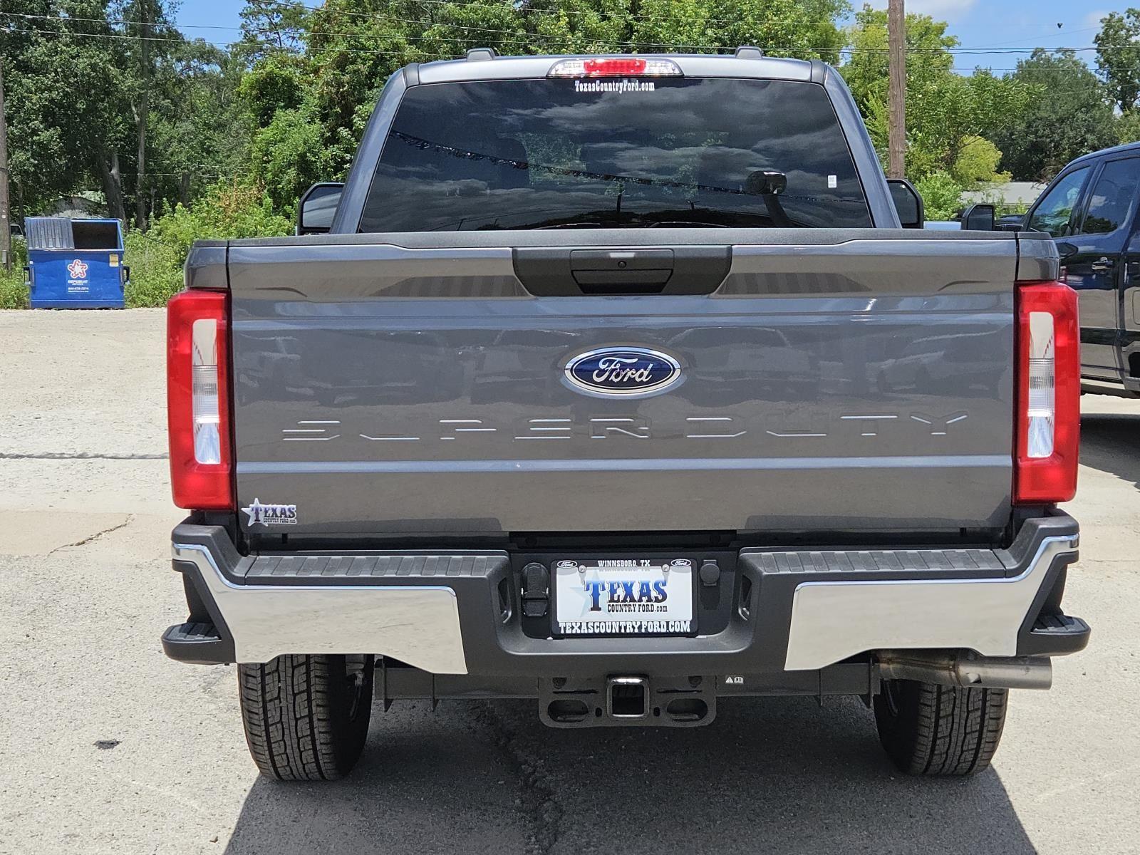 2021 Chevrolet Tahoe LT photo 4