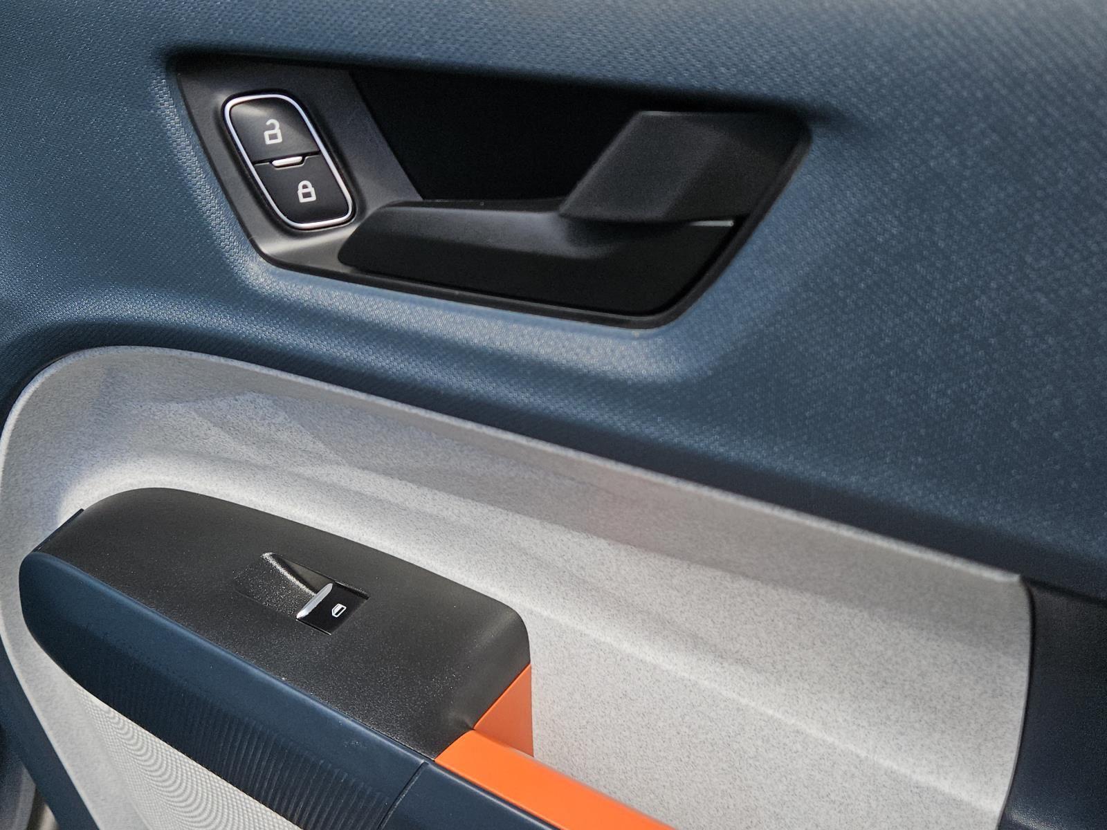 2022 Ford Maverick XLT photo 28