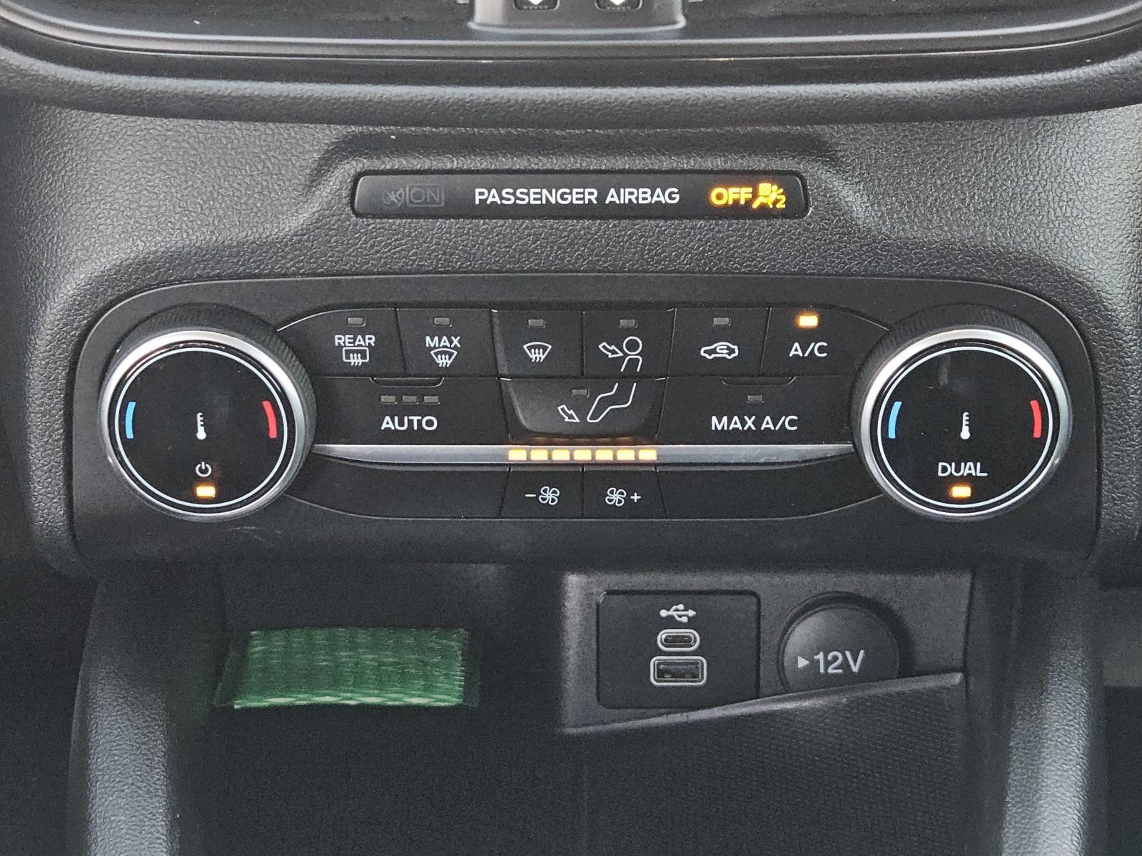 2024 Ford Escape ST-Line photo 11