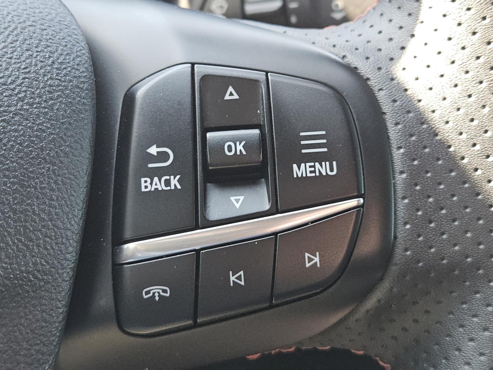 2024 Ford Escape ST-Line photo 15