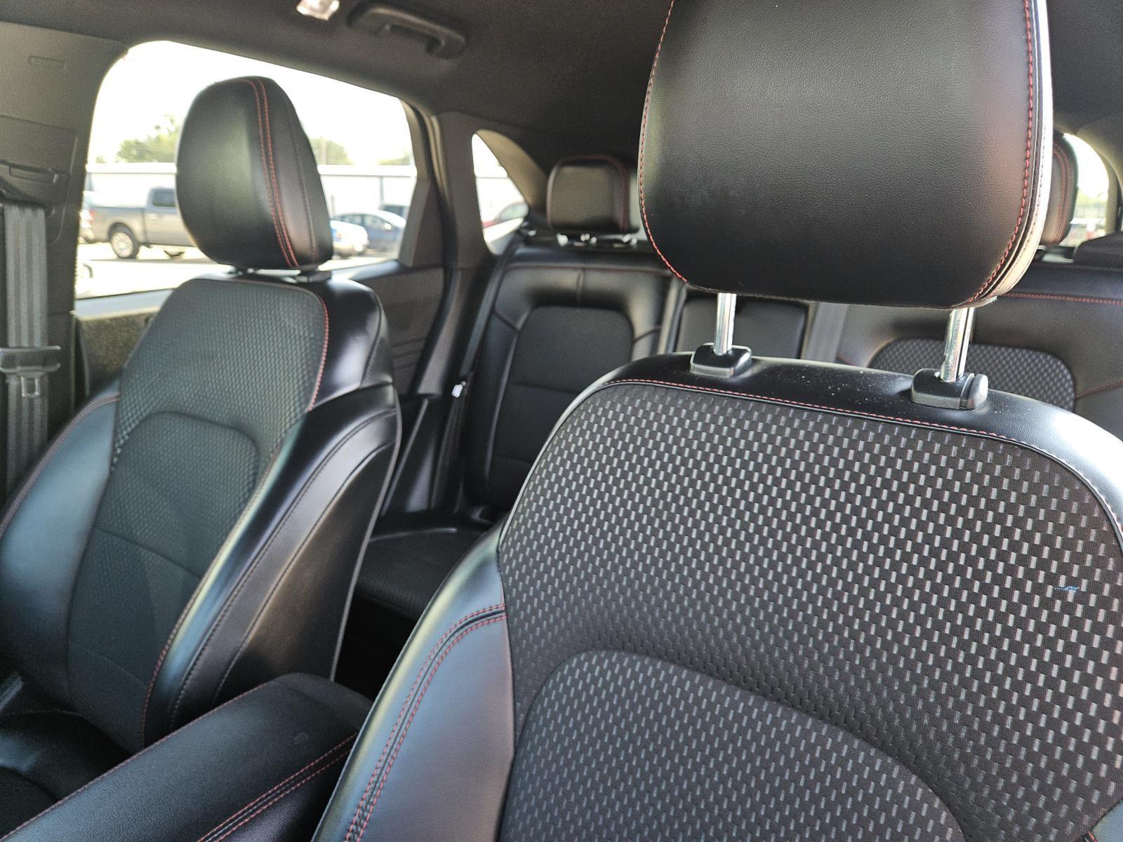 2024 Ford Escape ST-Line photo 17