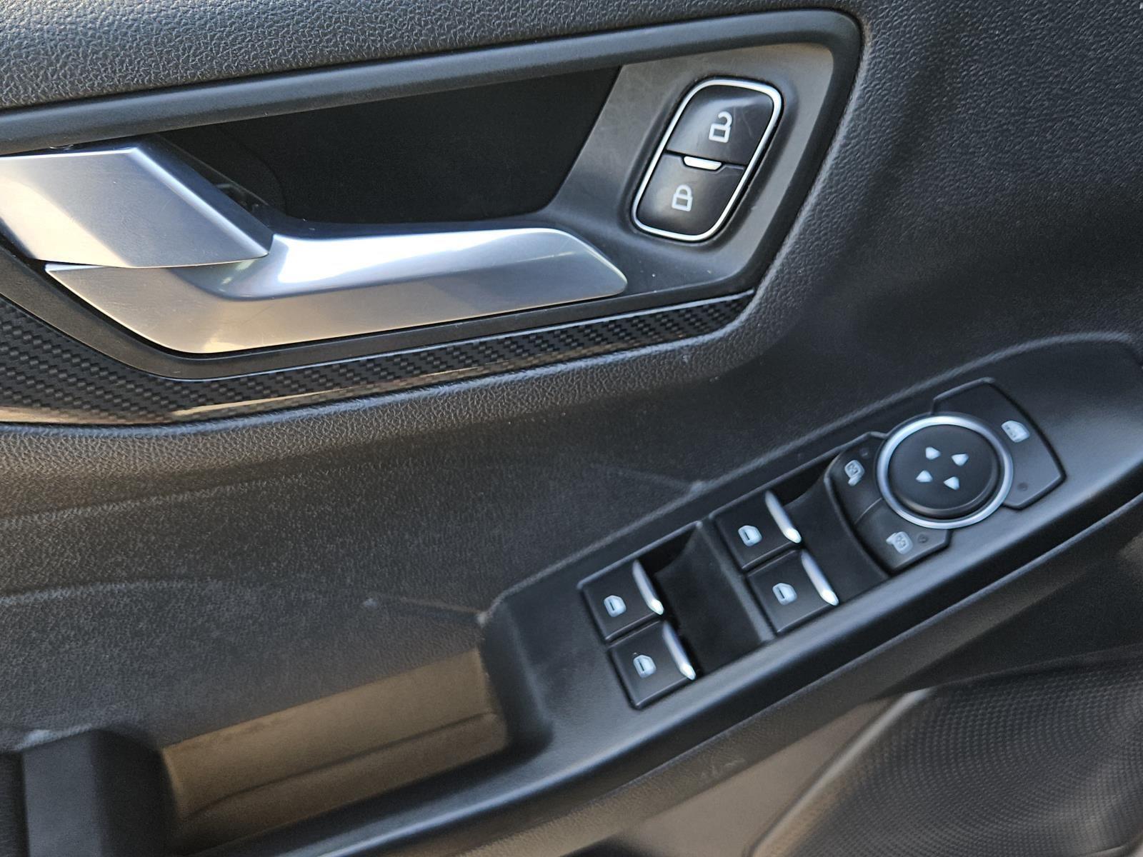 2024 Ford Escape ST-Line photo 19