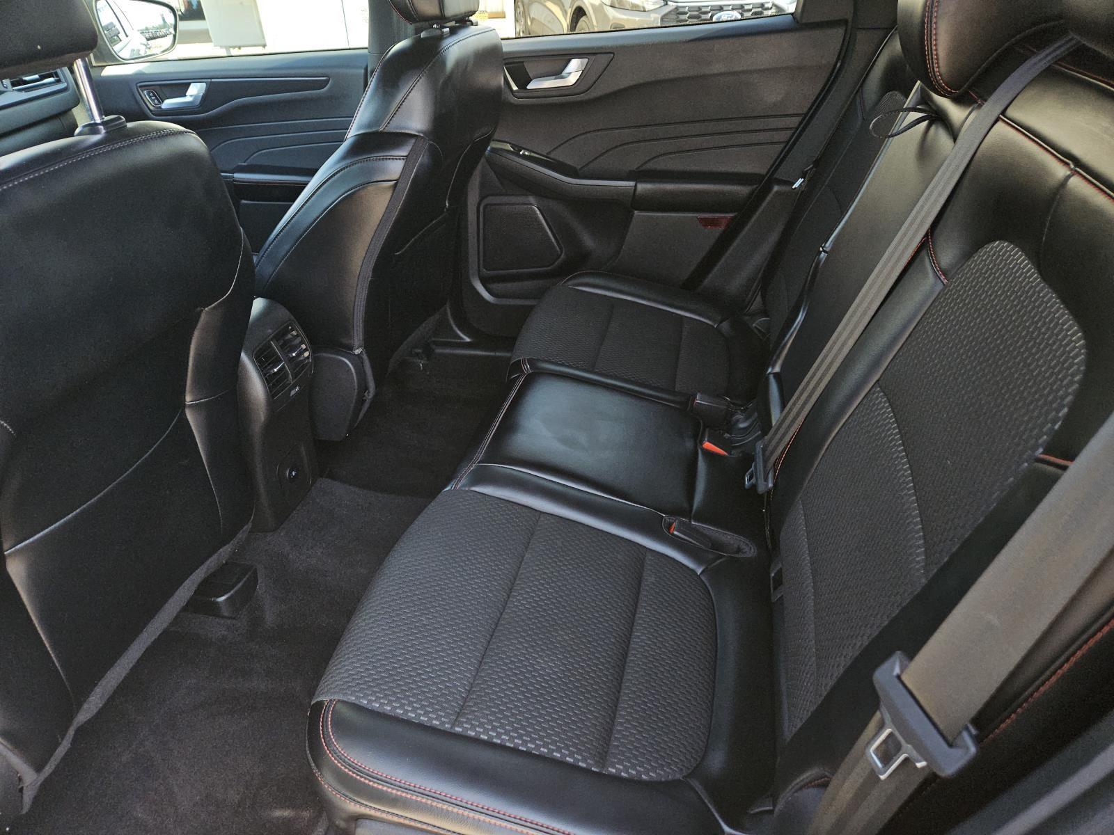 2024 Ford Escape ST-Line photo 21