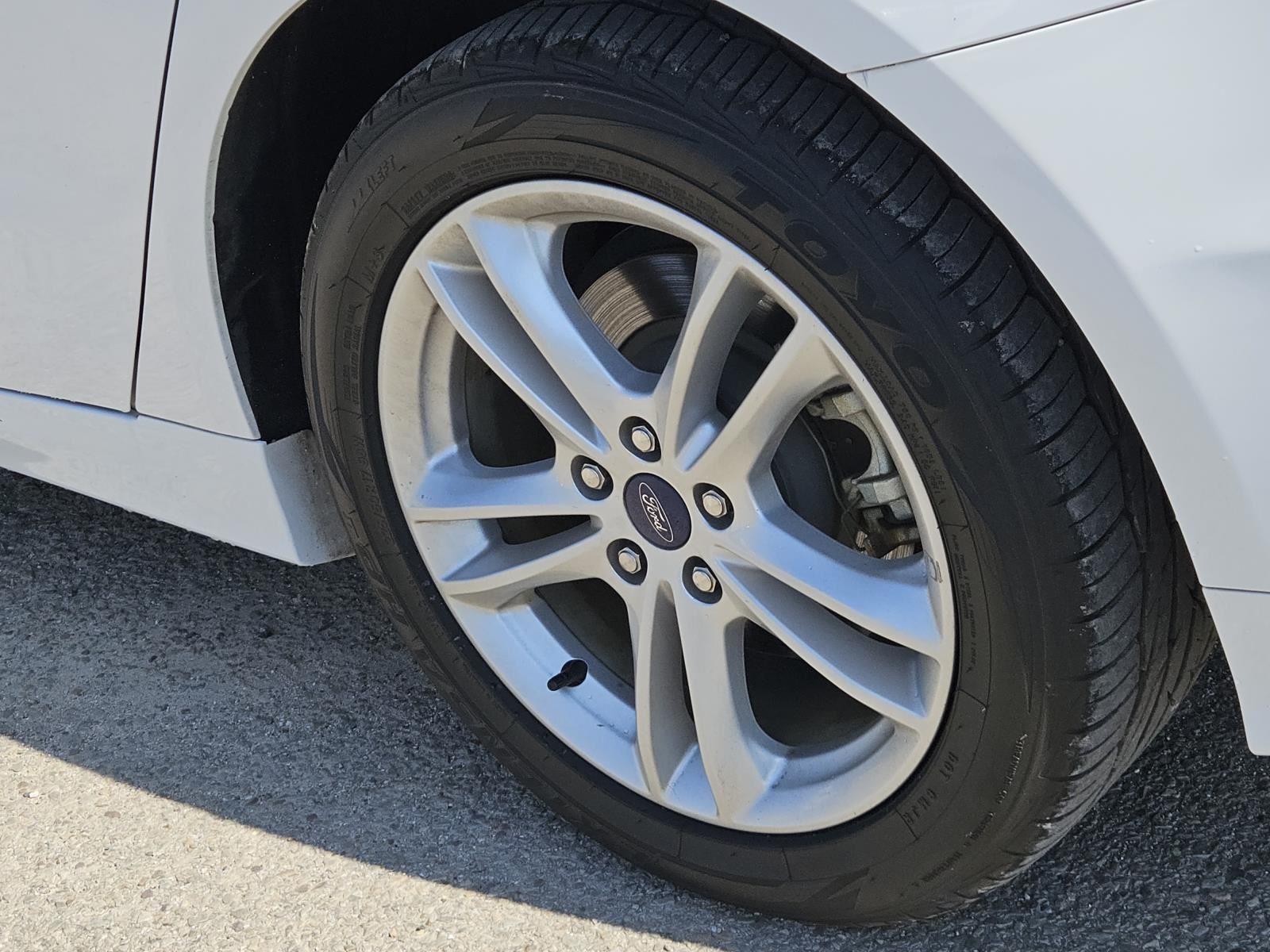 2018 Ford Fusion Hybrid S photo 6