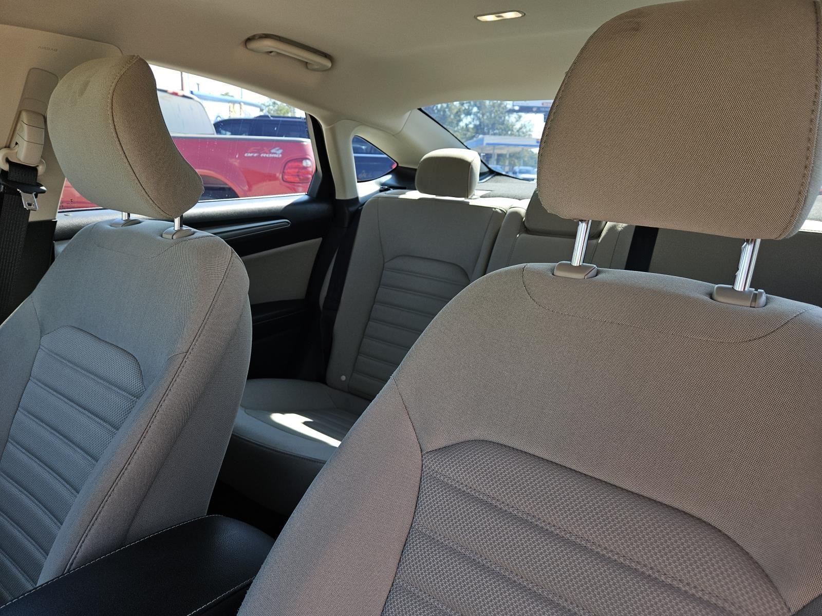 2018 Ford Fusion Hybrid S photo 23