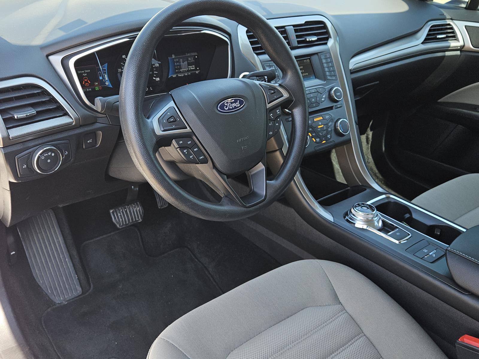 2018 Ford Fusion Hybrid S photo 24