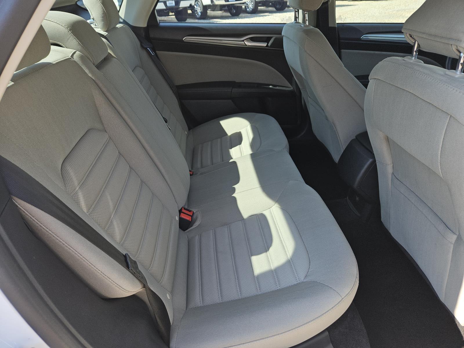2018 Ford Fusion Hybrid S photo 30