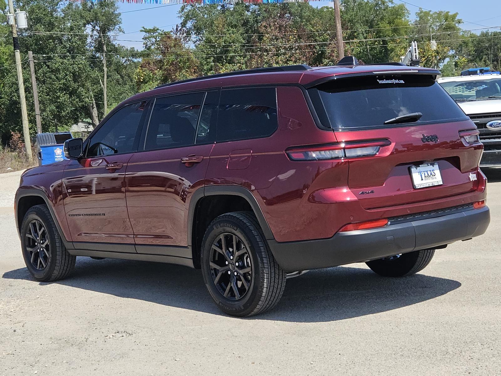 2025 Jeep Grand Cherokee Altitude X photo 4