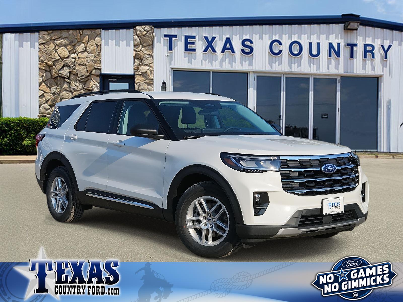 2025 Ford Explorer Active's photo