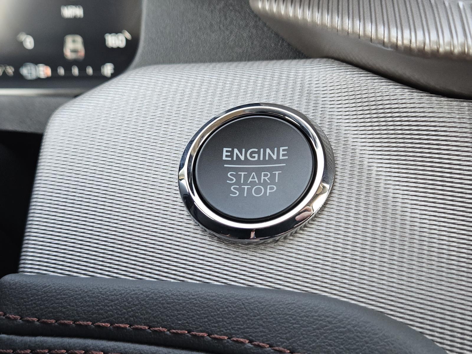 2025 Ford Explorer Active - Photo 16