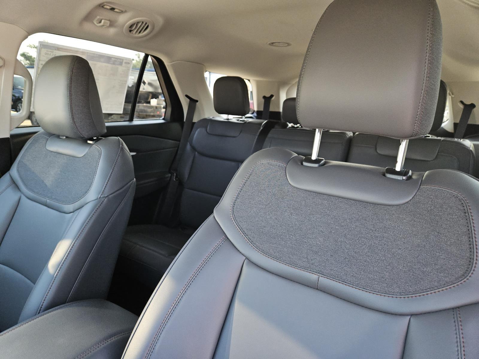 2025 Ford Explorer Active - Photo 24