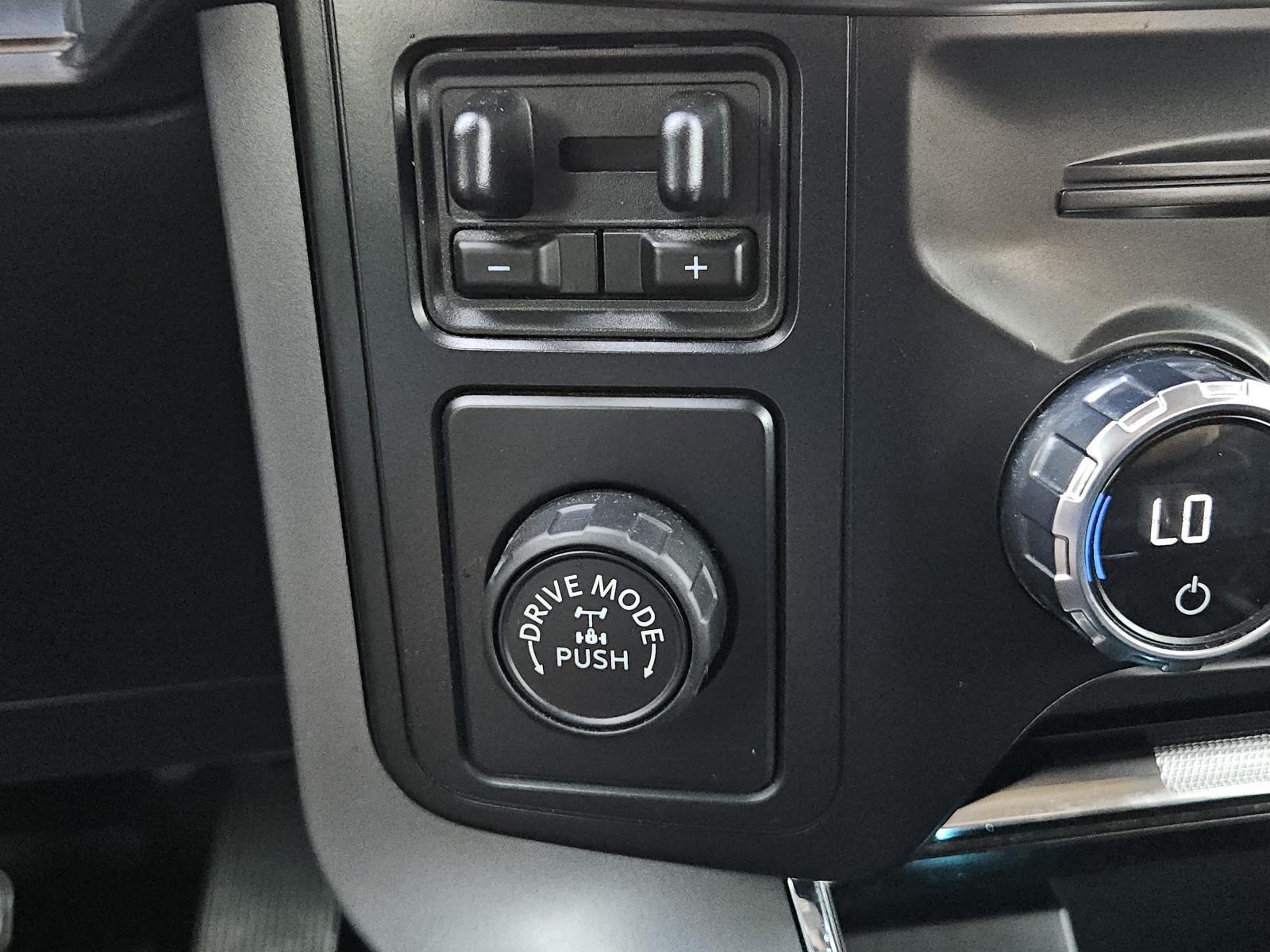 2021 Ford F-150 Lariat photo 14