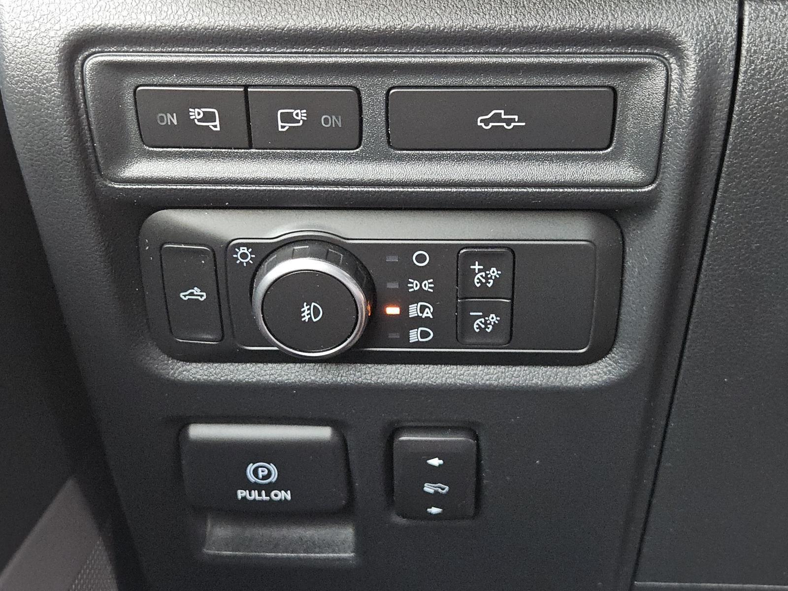 2021 Ford F-150 Lariat photo 18