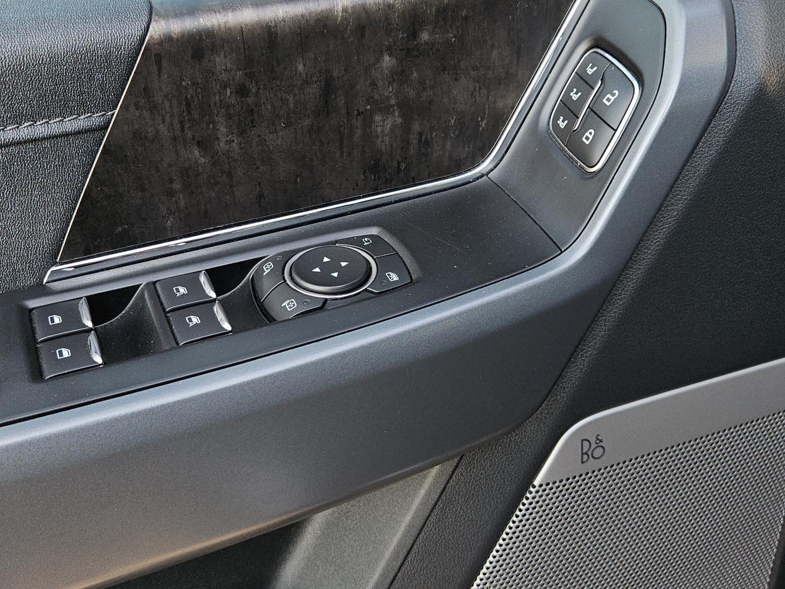 2021 Ford F-150 Lariat photo 26
